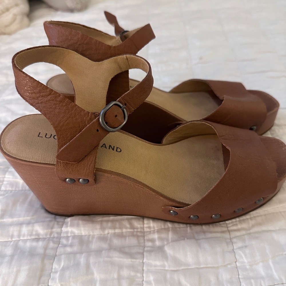Brown wedge sandals size 7